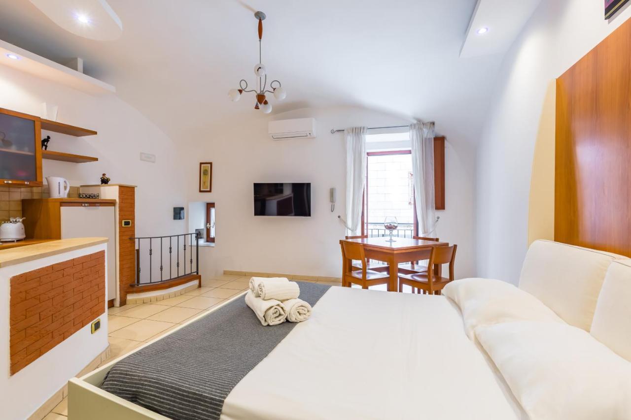 Tolentino Studio Flat By Napoliapartments Apartment *
