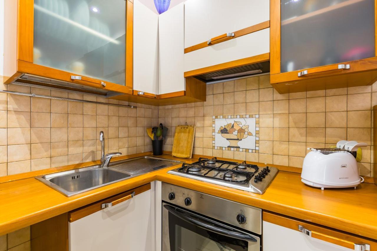 Apartment Tolentino Studio Flat By Napoliapartments *