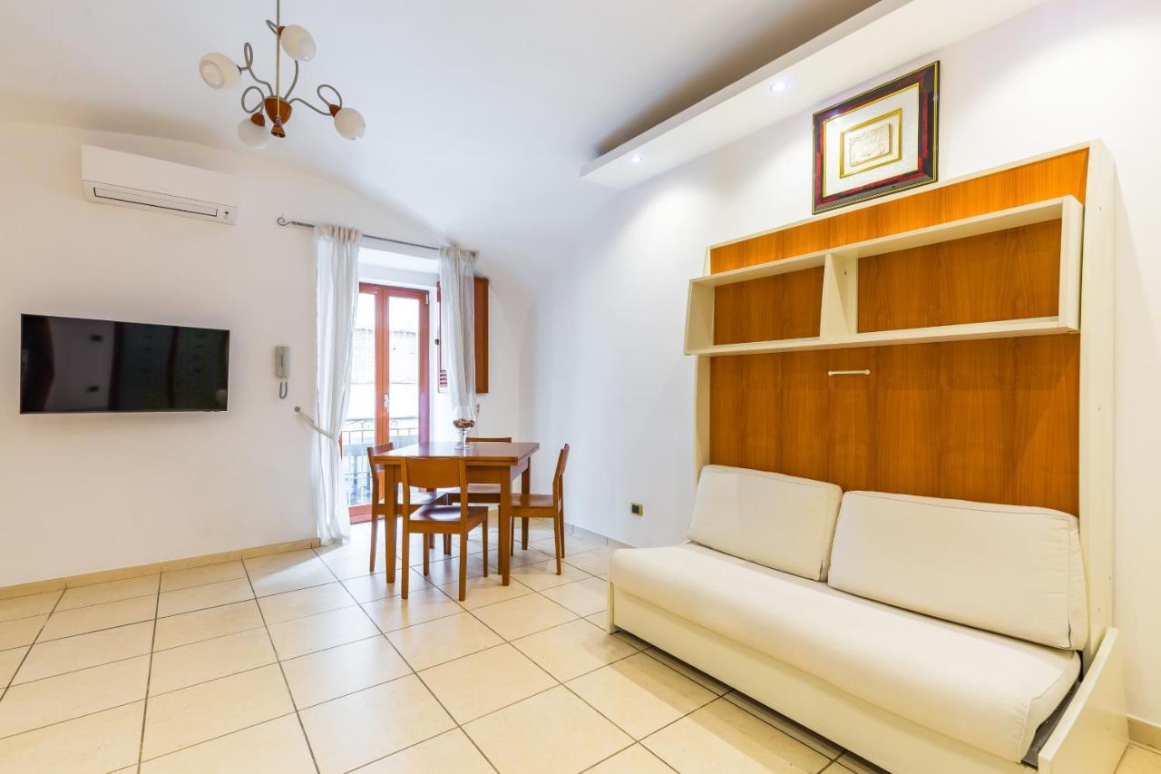 Tolentino Studio Flat By Napoliapartments Naples