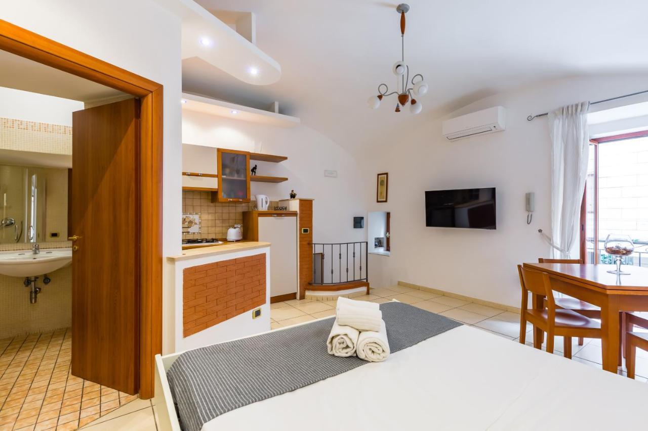 Apartment Tolentino Studio Flat By Napoliapartments *