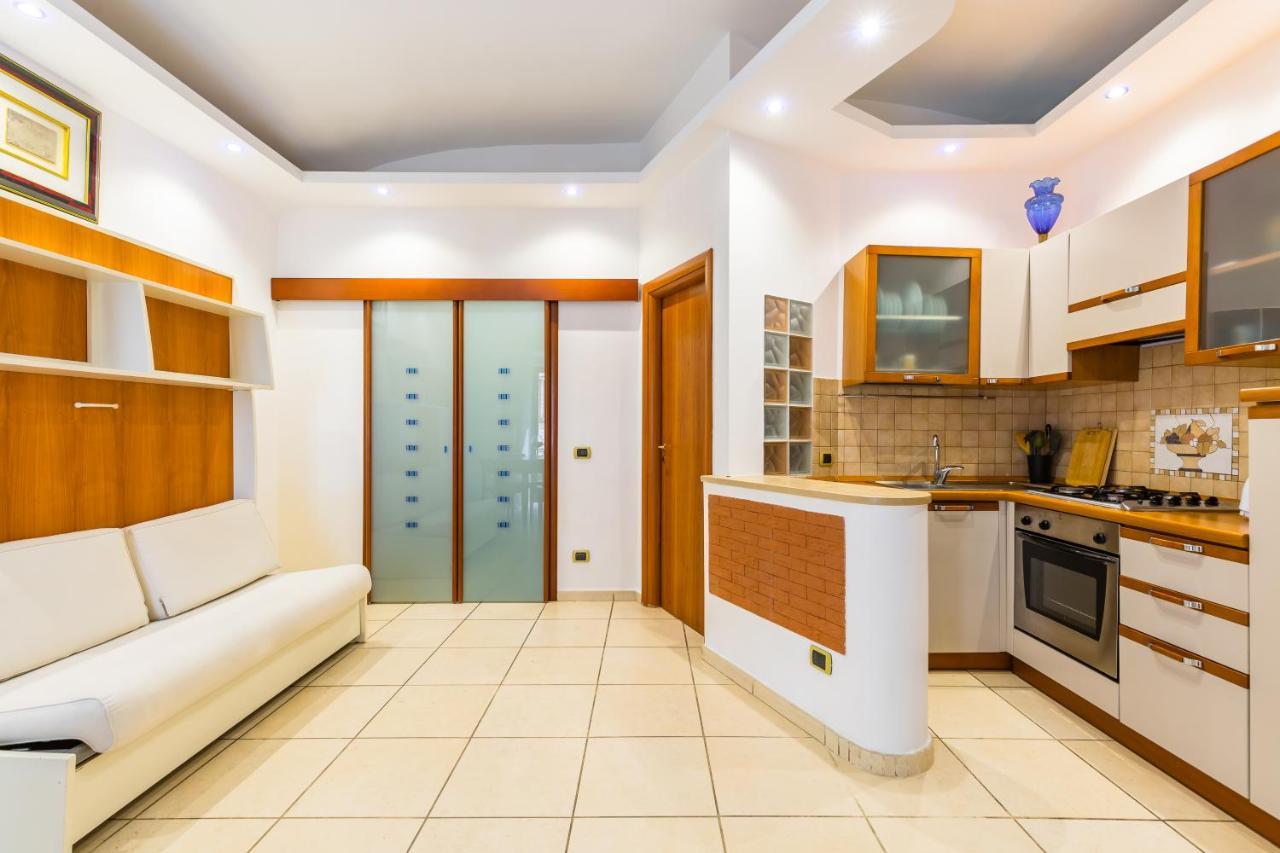 Tolentino Studio Flat By Napoliapartments